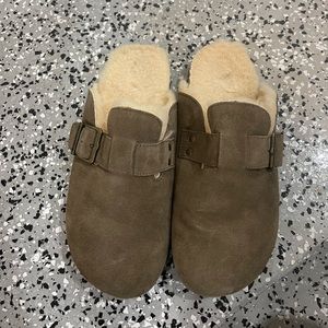 Bear paw clogs